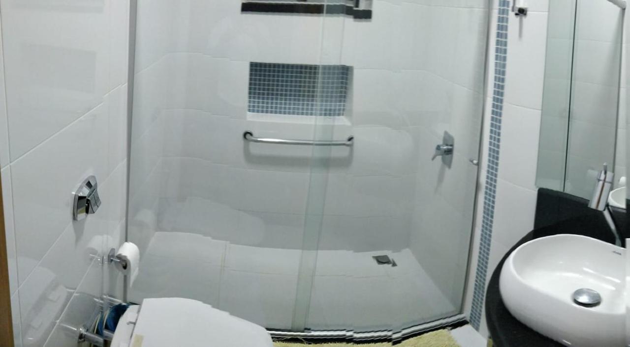 Hotel Lisbor Francisco Beltrão Екстериор снимка