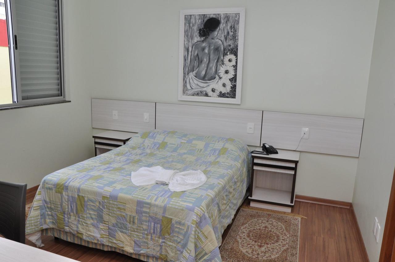 Hotel Lisbor Francisco Beltrão Екстериор снимка