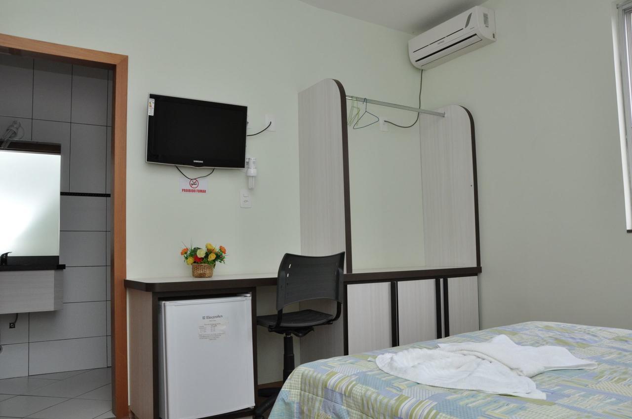 Hotel Lisbor Francisco Beltrão Екстериор снимка