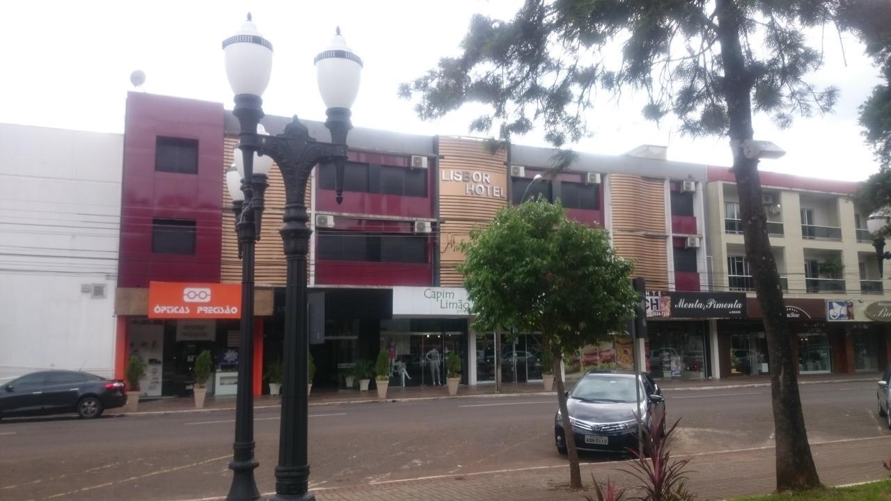Hotel Lisbor Francisco Beltrão Екстериор снимка